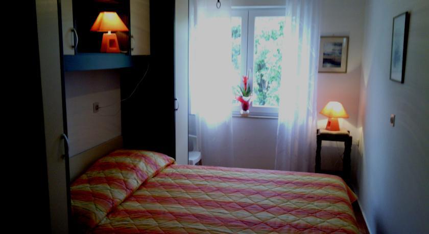 Apartments Iva Orebić Kamer foto